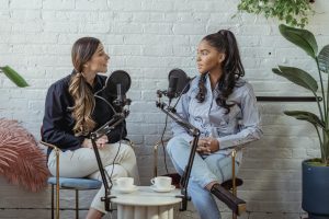 Read more about the article 5 Best Podcasts That Will Inspire Your Next Business Move